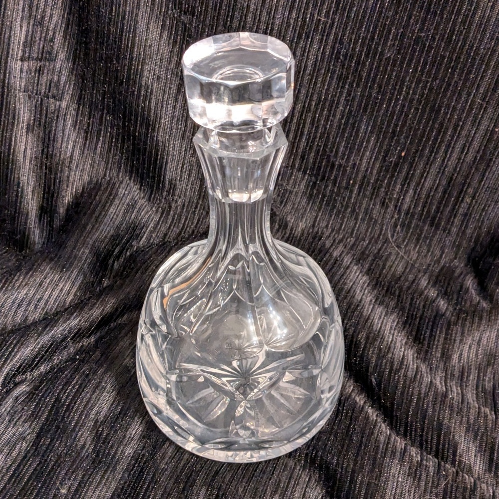 Vintage Heavy Lead Crystal 10" Handcut Decanter w/Cut Glass Prism Stopper NOS